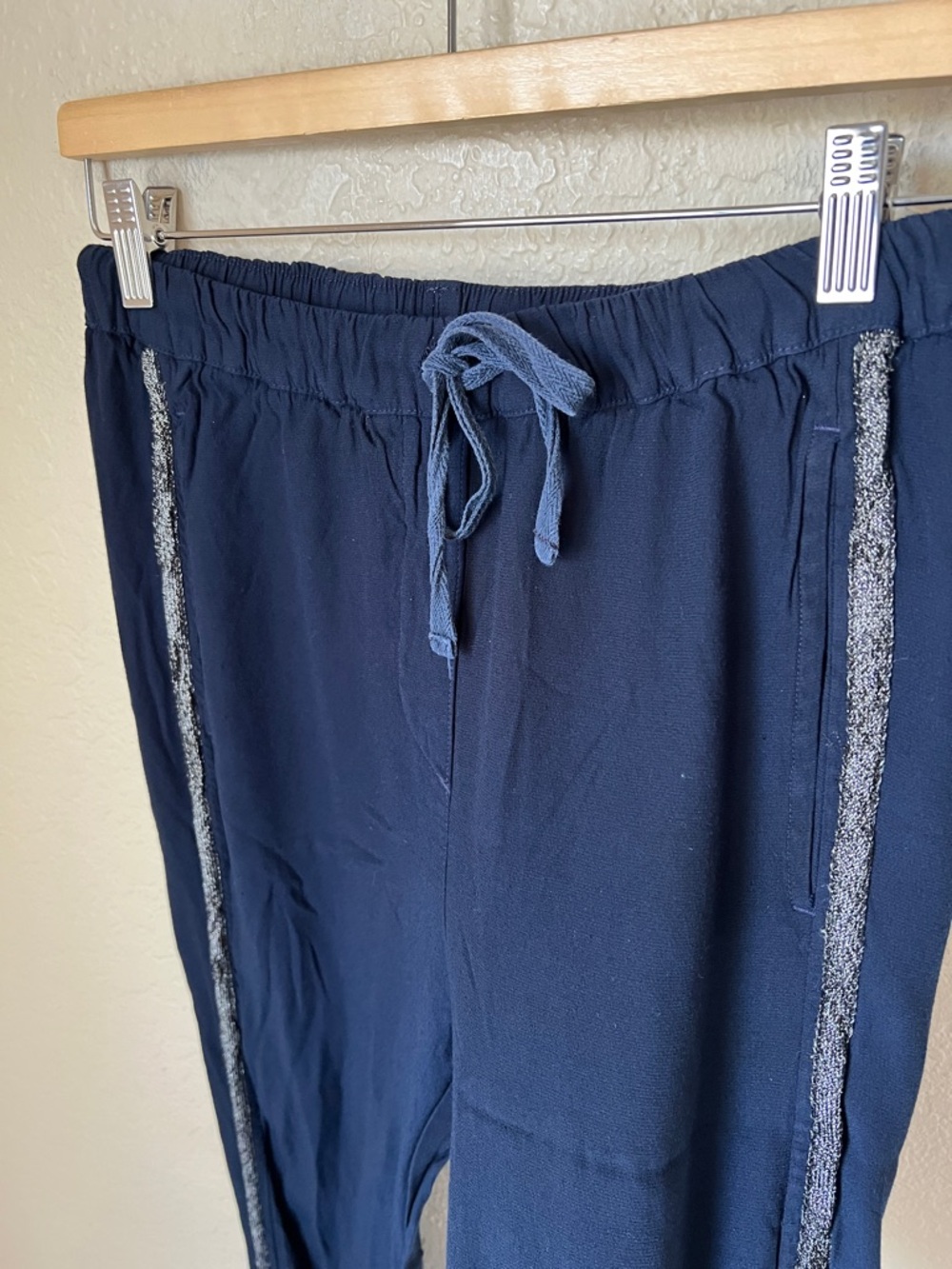 Xirena navy shimmer side stripe rex pant - Picture 3 of 10